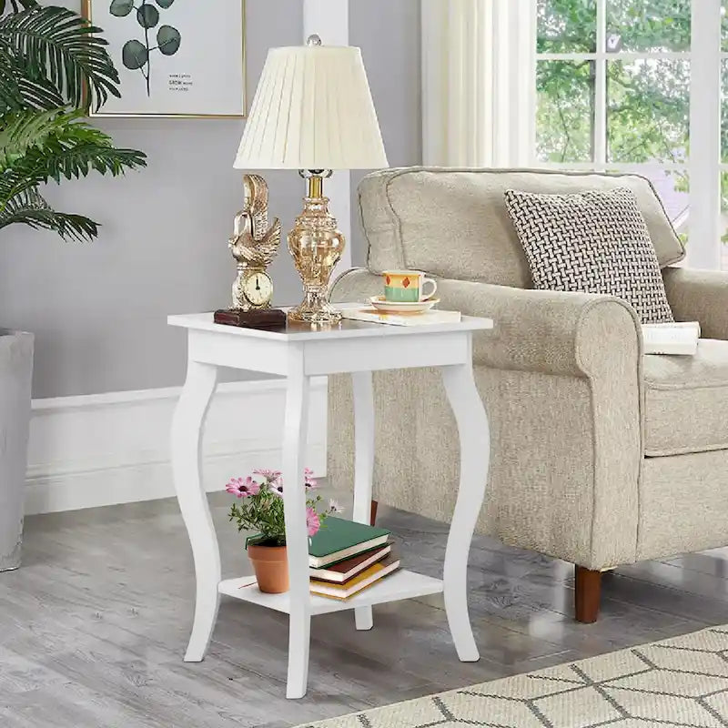Lot de 2 tables d'appoint blanches à pieds galbés avec étagère